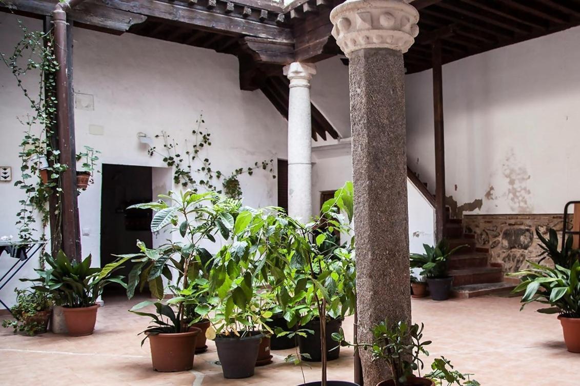 Duplex En Casco Antiguo Con Wifi Appartement Toledo Buitenkant foto