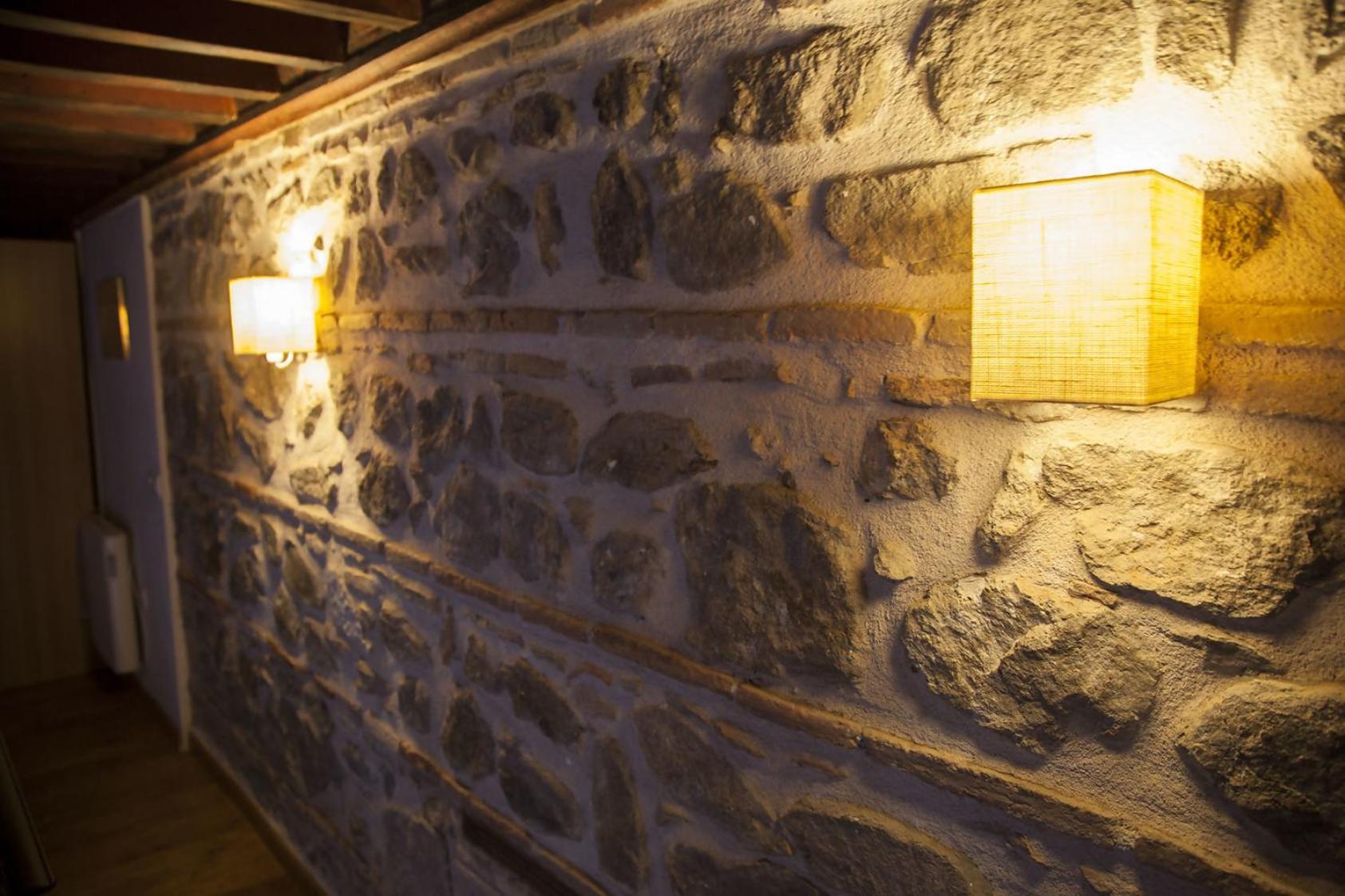 Duplex En Casco Antiguo Con Wifi Appartement Toledo Buitenkant foto