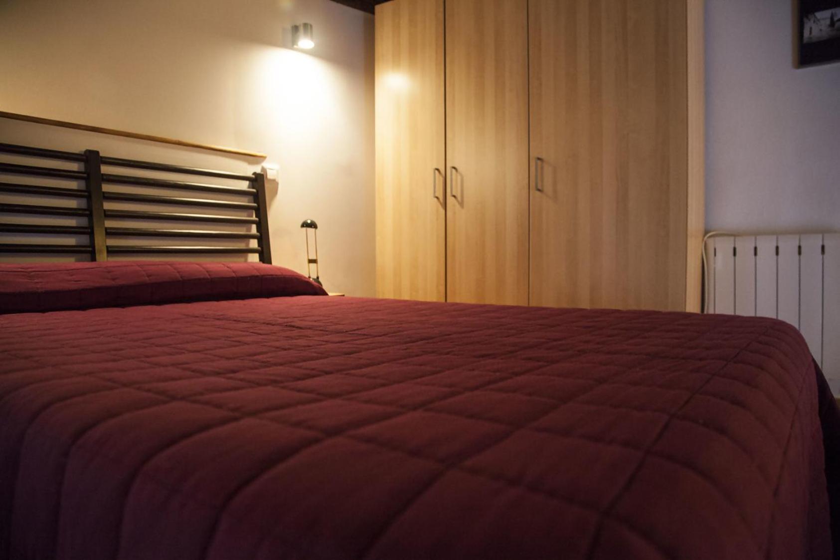 Duplex En Casco Antiguo Con Wifi Appartement Toledo Buitenkant foto